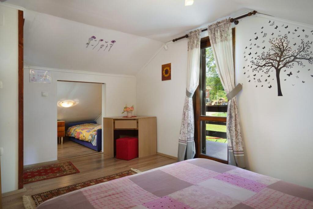 Kuca Za Odmor Jezero Villa Ogulin Exterior foto