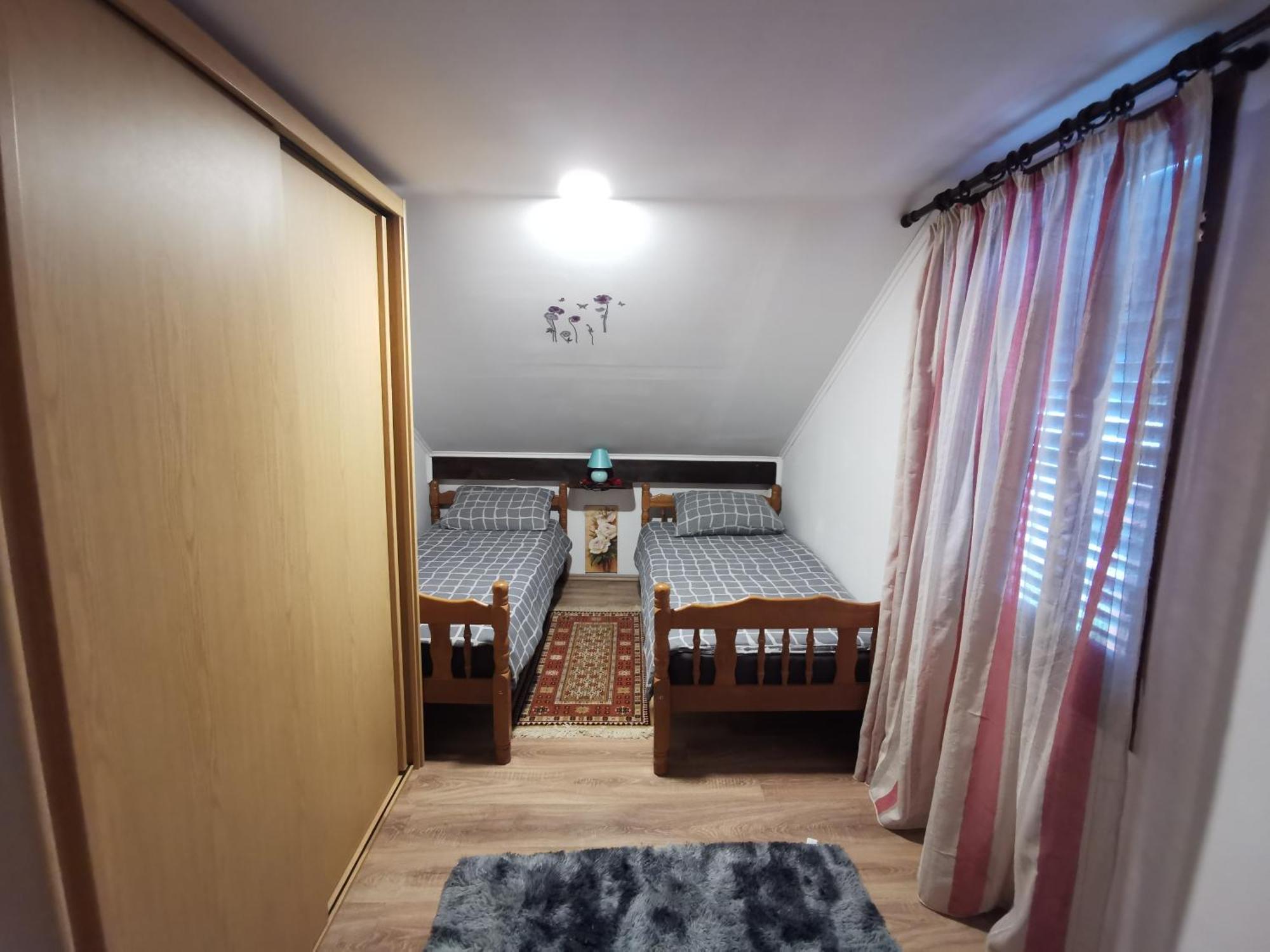 Kuca Za Odmor Jezero Villa Ogulin Exterior foto